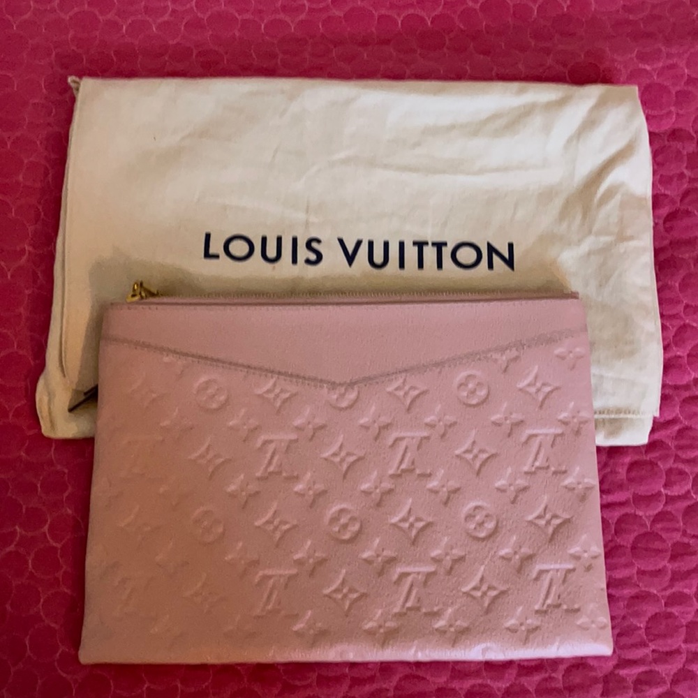 Louis Vuitton Empreinte Daily Pouch Rose Poudre
